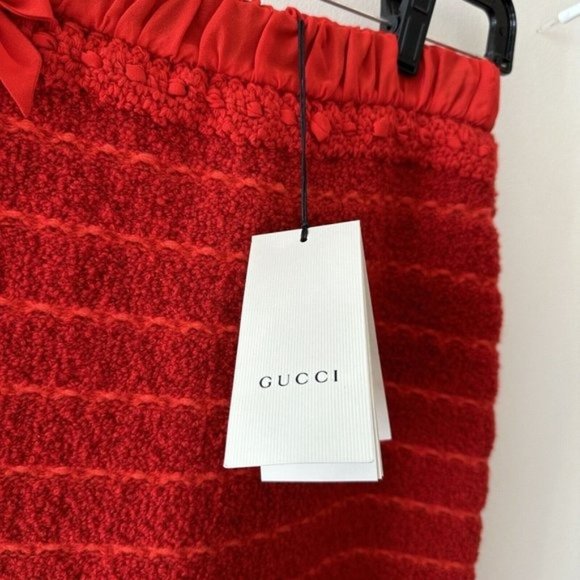 NWT Gucci $2200 Red Midi Boucle Knee Length Skirt Size XS - 2 US Bows Wool - Picture 3 of 9